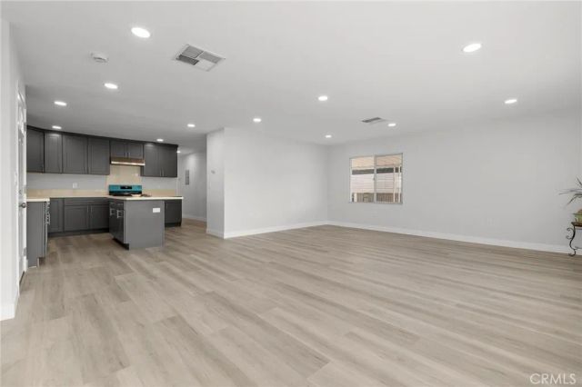 10200 Bolsa 34, Westminster, CA 92683