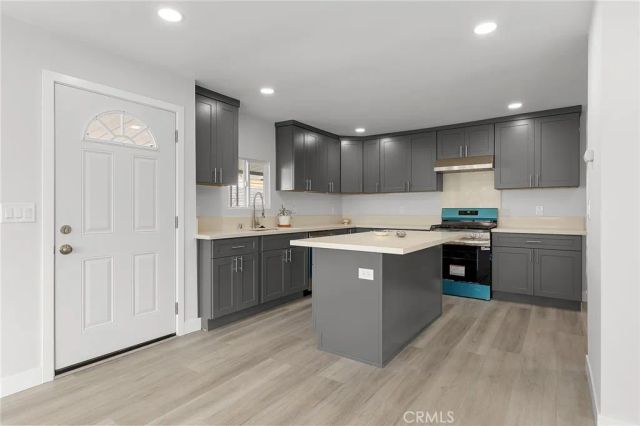 10200 Bolsa 34, Westminster, CA 92683