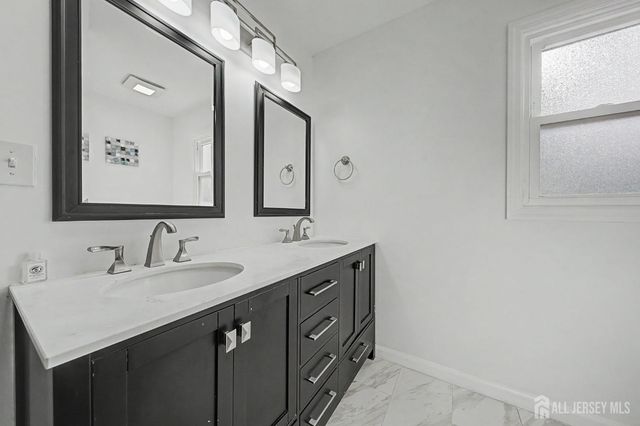 41 Montclair Avenue, Edison, NJ 08820