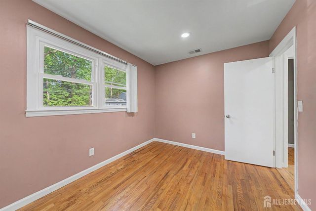 41 Montclair Avenue, Edison, NJ 08820