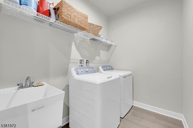 20 Peckwell St, Mount Olive Twp., NJ 07828