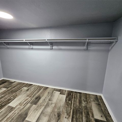 2826 Alaska Avenue, Dallas, TX 75216