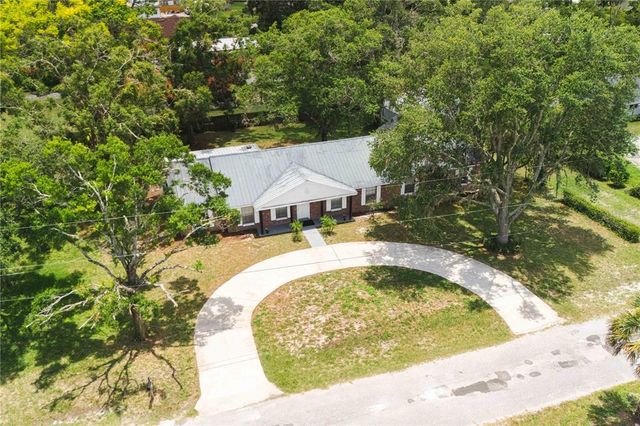 1002 FRIENDSHIP LANE, Lutz, FL 33548