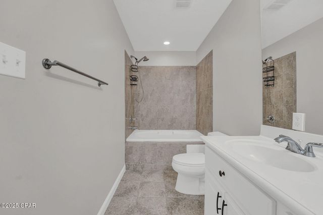 1851 Airport Circle, Panama City, FL 32405