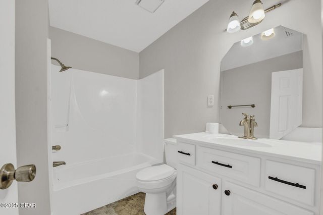 1851 Airport Circle, Panama City, FL 32405