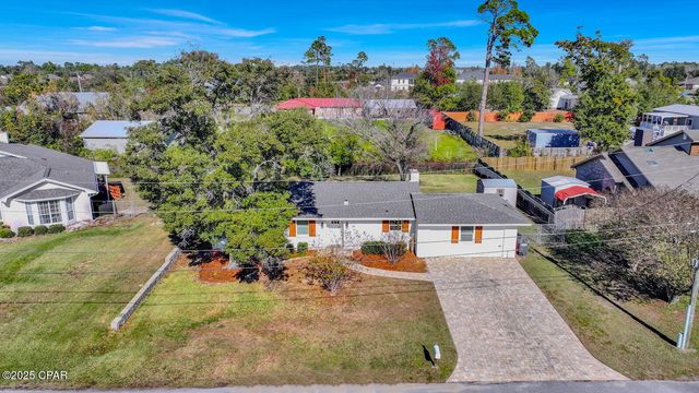 1851 Airport Circle, Panama City, FL 32405