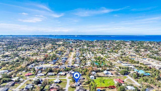 1851 Airport Circle, Panama City, FL 32405