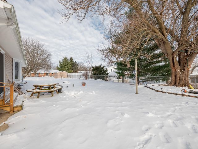 7525 Woodcrest Street, Portage City, MI 49024