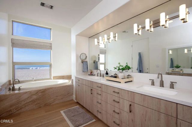 815 Mandalay Beach Road, Oxnard, CA 93035