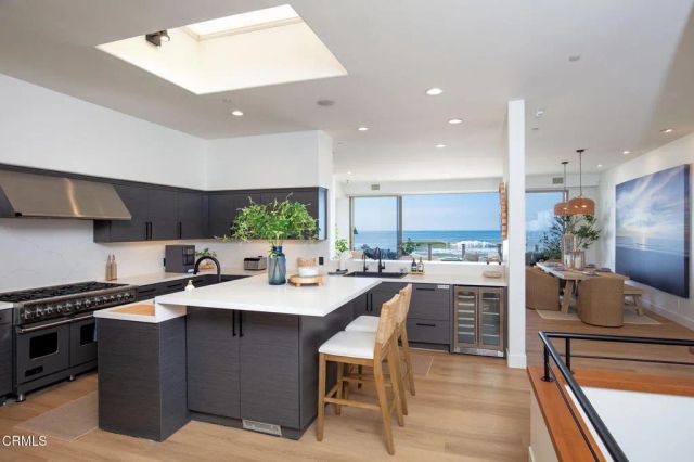 815 Mandalay Beach Road, Oxnard, CA 93035