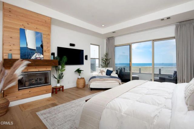 815 Mandalay Beach Road, Oxnard, CA 93035