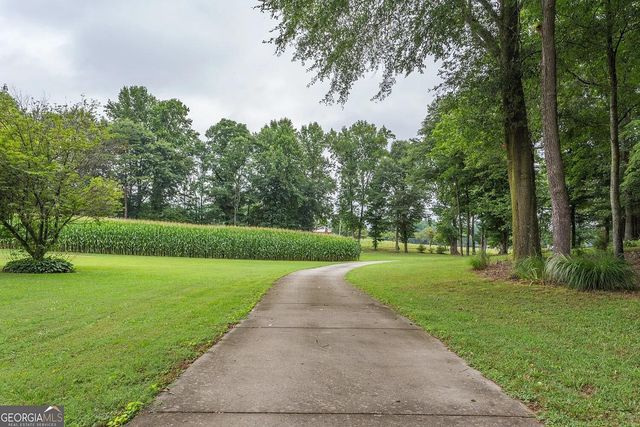 1128 W Armuchee Road, Lafayette, GA 30728