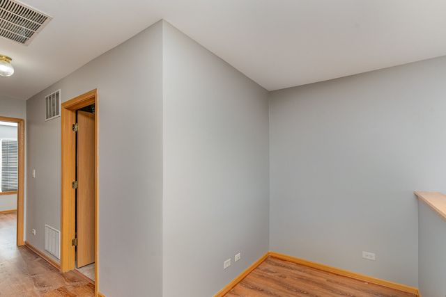 2255 Georgetown Circle, Aurora, IL 60503