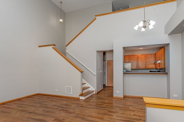 2255 Georgetown Circle, Aurora, IL 60503