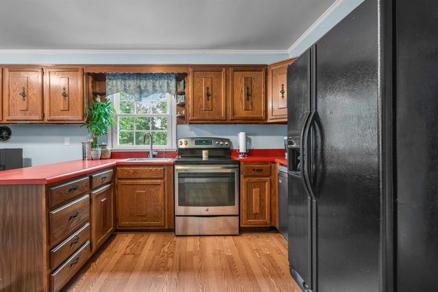 188 Gingras Avenue, Manchester, NH 03104