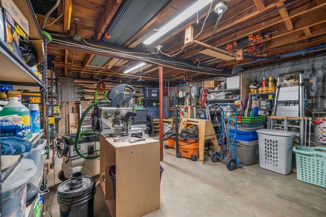 188 Gingras Avenue, Manchester, NH 03104