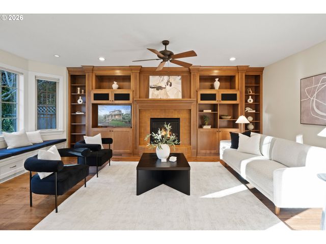 784 3RD St, Lake Oswego, OR 97034