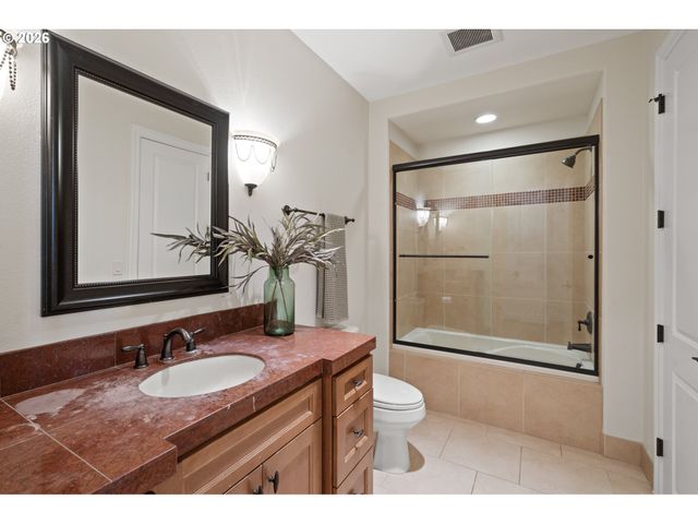 784 3RD St, Lake Oswego, OR 97034