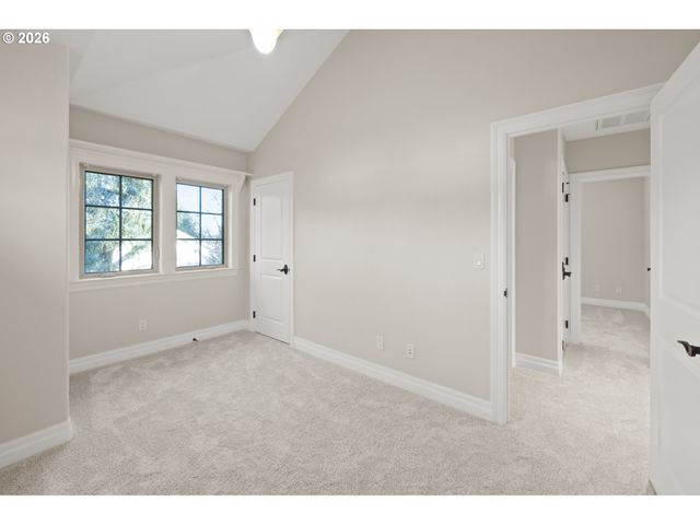 784 3RD St, Lake Oswego, OR 97034