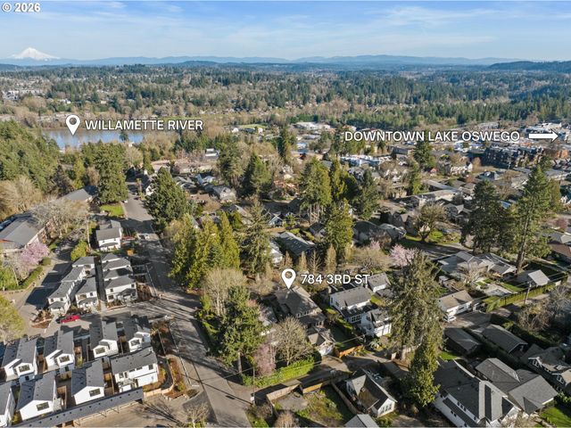 784 3RD St, Lake Oswego, OR 97034
