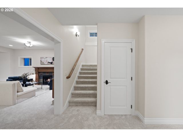 784 3RD St, Lake Oswego, OR 97034