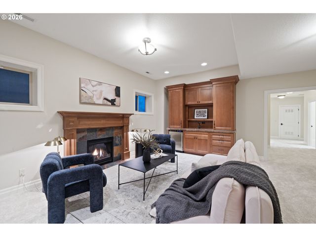 784 3RD St, Lake Oswego, OR 97034