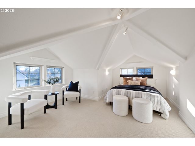 784 3RD St, Lake Oswego, OR 97034