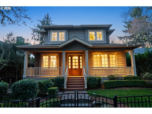 784 3RD St, Lake Oswego, OR 97034