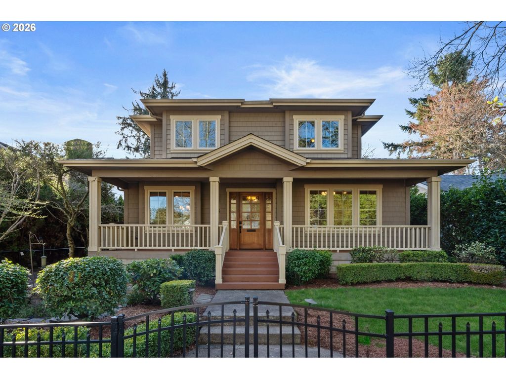 784 3RD St, Lake Oswego, OR 97034