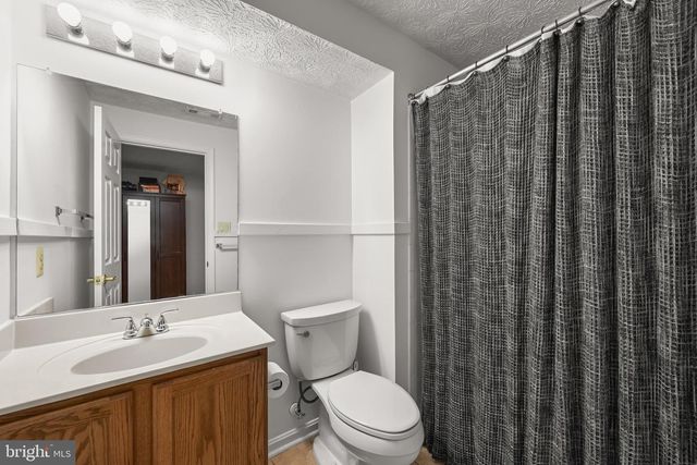 6584 HUNTSHIRE DR, Elkridge, MD 21075