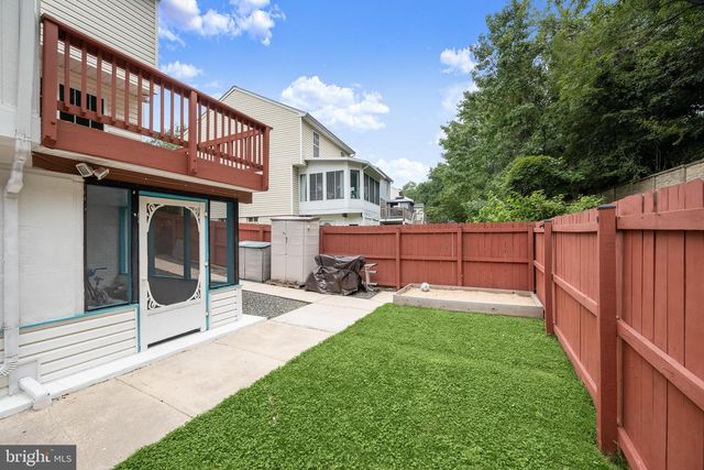6584 HUNTSHIRE DR, Elkridge, MD 21075