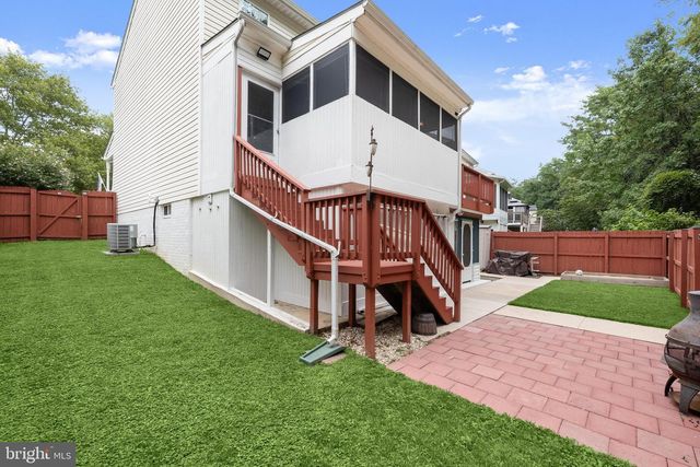 6584 HUNTSHIRE DR, Elkridge, MD 21075