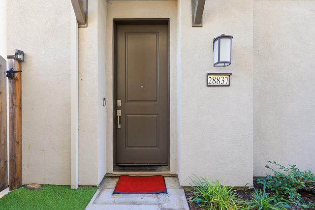 28837 Hideaway Street, Hayward, CA 94544