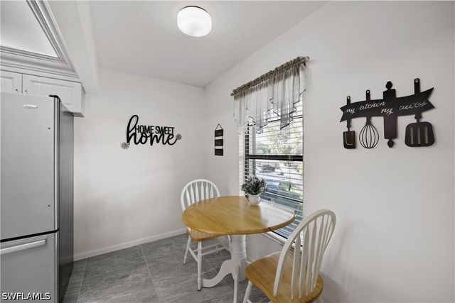 500 Misty Pines CIR 206, Naples, FL 34105