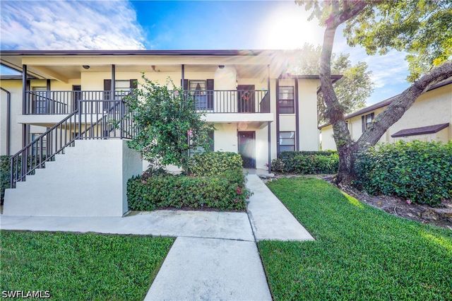 500 Misty Pines CIR 206, Naples, FL 34105