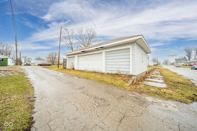 1425 S 19th Street, New Castle, IN 47362