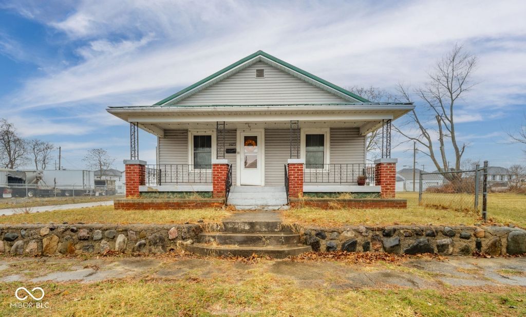 1425 S 19th Street, New Castle, IN 47362