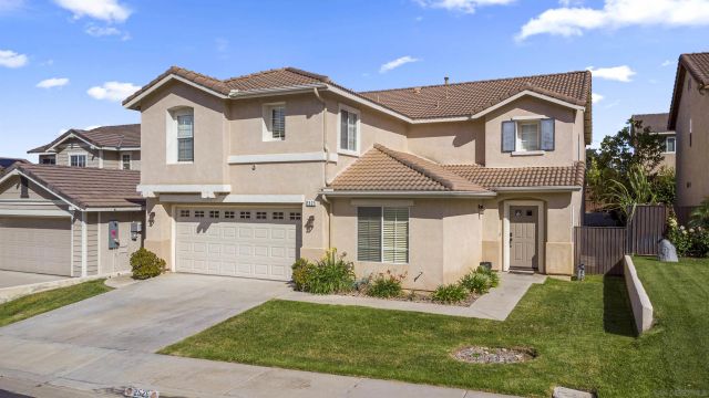 2525 Ash Street, Corona, CA 92881