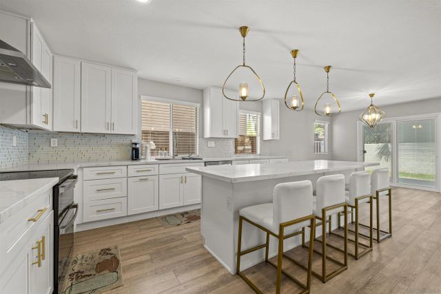 2525 Ash Street, Corona, CA 92881