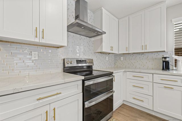 2525 Ash Street, Corona, CA 92881