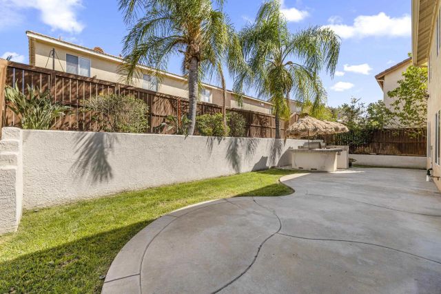 2525 Ash Street, Corona, CA 92881