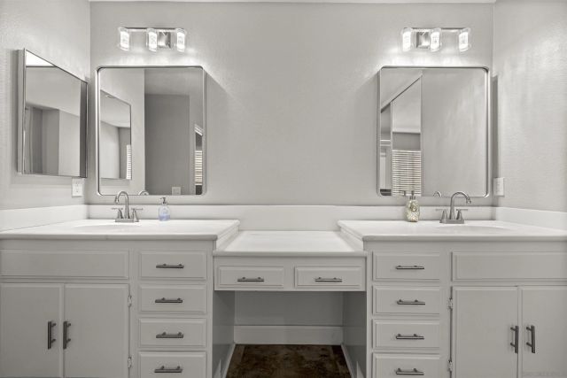 2525 Ash Street, Corona, CA 92881