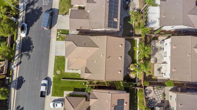 2525 Ash Street, Corona, CA 92881