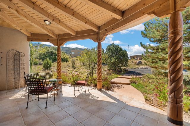 13723 Apache Plume Place NE, Albuquerque, NM 87111