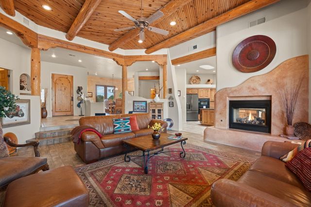 13723 Apache Plume Place NE, Albuquerque, NM 87111