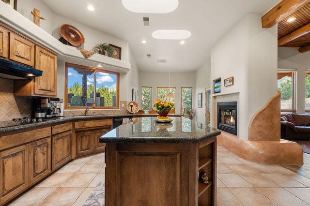 13723 Apache Plume Place NE, Albuquerque, NM 87111