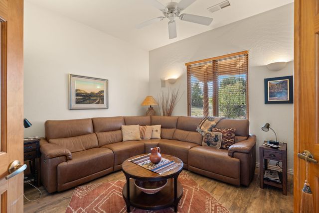 13723 Apache Plume Place NE, Albuquerque, NM 87111