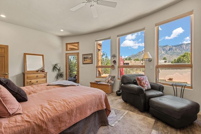 13723 Apache Plume Place NE, Albuquerque, NM 87111