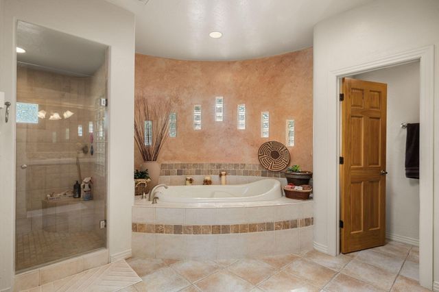 13723 Apache Plume Place NE, Albuquerque, NM 87111