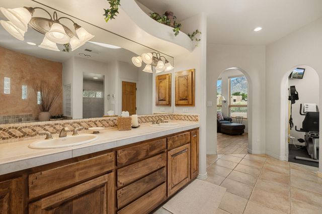 13723 Apache Plume Place NE, Albuquerque, NM 87111